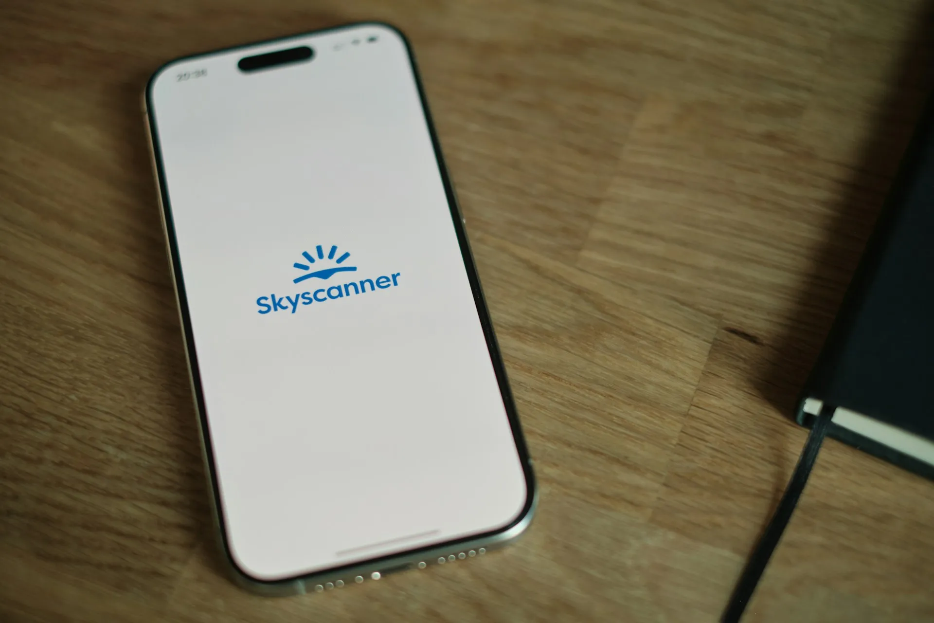 Guia passo a passo: criando um clone do Skyscanner com o Adalo